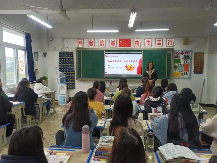 60FA795B82142B9BFC3584EDE14B493F.jpg 60FA795B82142B9BFC3584EDE14B493F.jpg