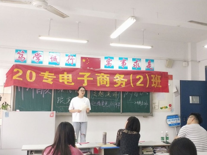 5F5CFA48DD1D4D7105A82D627BA21AAC.jpg 5F5CFA48DD1D4D7105A82D627BA21AAC.jpg